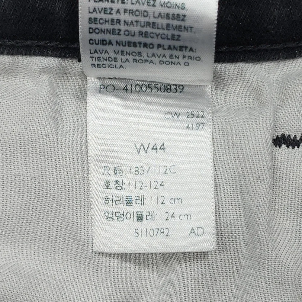 Signature By Levi Strauss Shorts Mens 44 Black Stretch Denim Jort Bermuda Casual